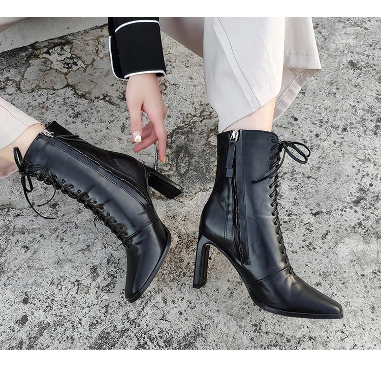 Punkgräfin Lace-Up High Heel Stiefeletten – Gothic Damen Ankle Boots mit Schnürung