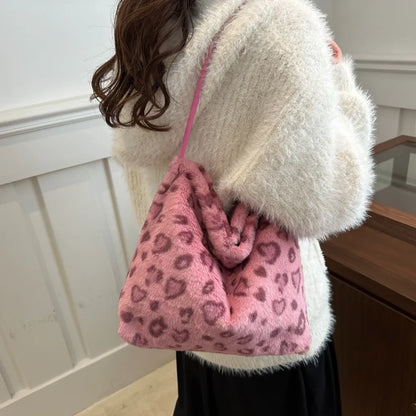 Muschibitch Leopard Bag – Furry Y2K Bad Girl Schultertasche