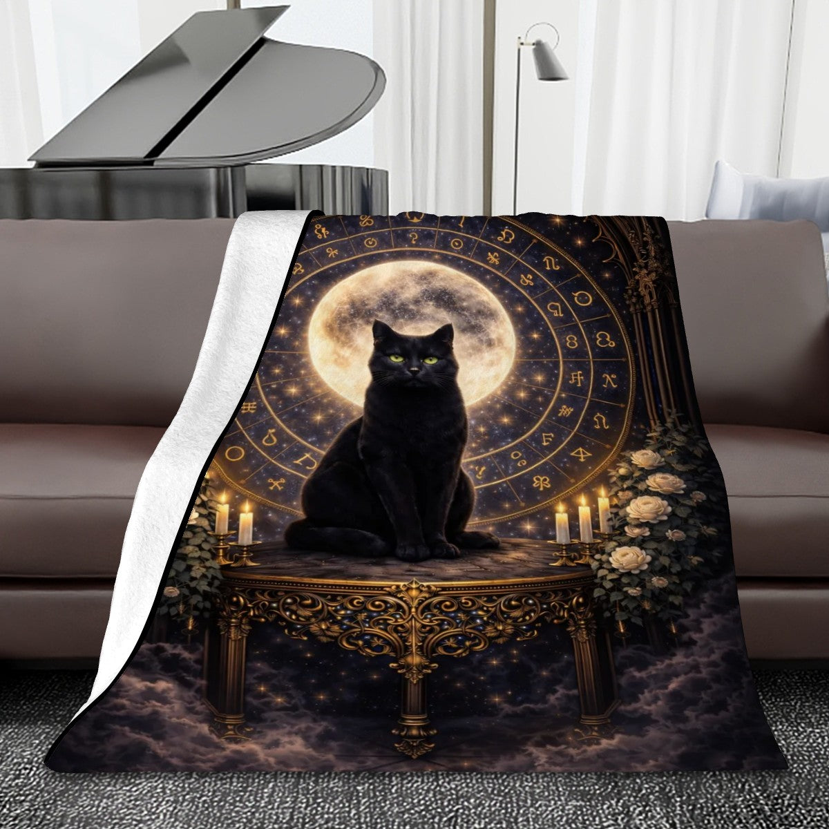 Gothicbro Kuscheldecke „Black Moon Familiar“ – Mystische Flanelldecke im Gothic-Stil