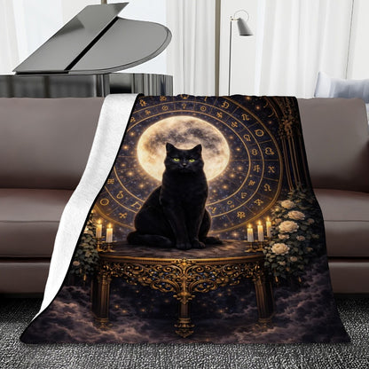 Gothicbro Kuscheldecke „Black Moon Familiar“ – Mystische Flanelldecke im Gothic-Stil