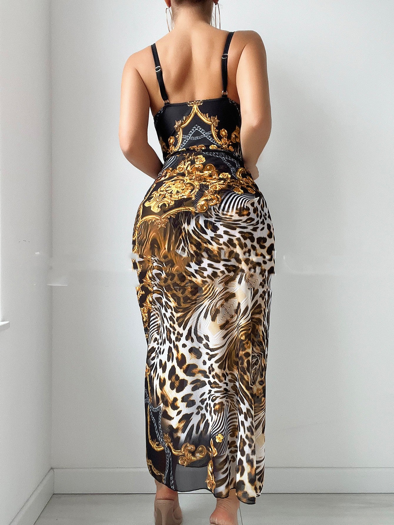 Muschibitch Luxus Badeanzug mit Rock, Glamour Barock Animal Print Leopard Designer Bademode