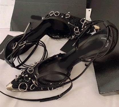 Punkgräfin Mesh Stiletto Sandalen – Punk High Heels mit Metallringen
