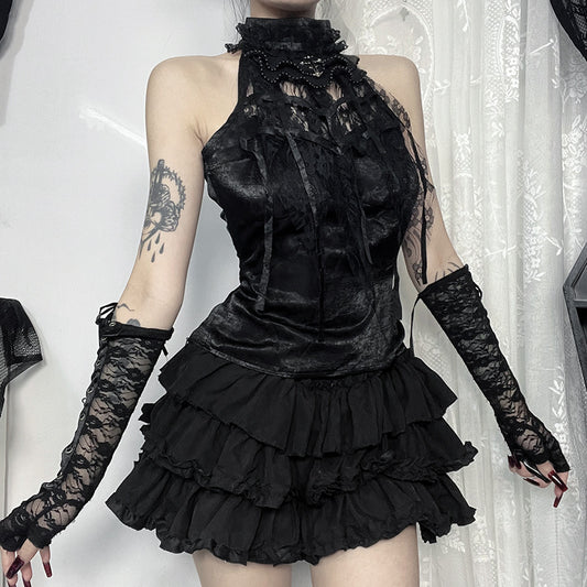 Gothicbro Gothic Spitzen Top Schwarz mit Rüschen & Kreuzdetail