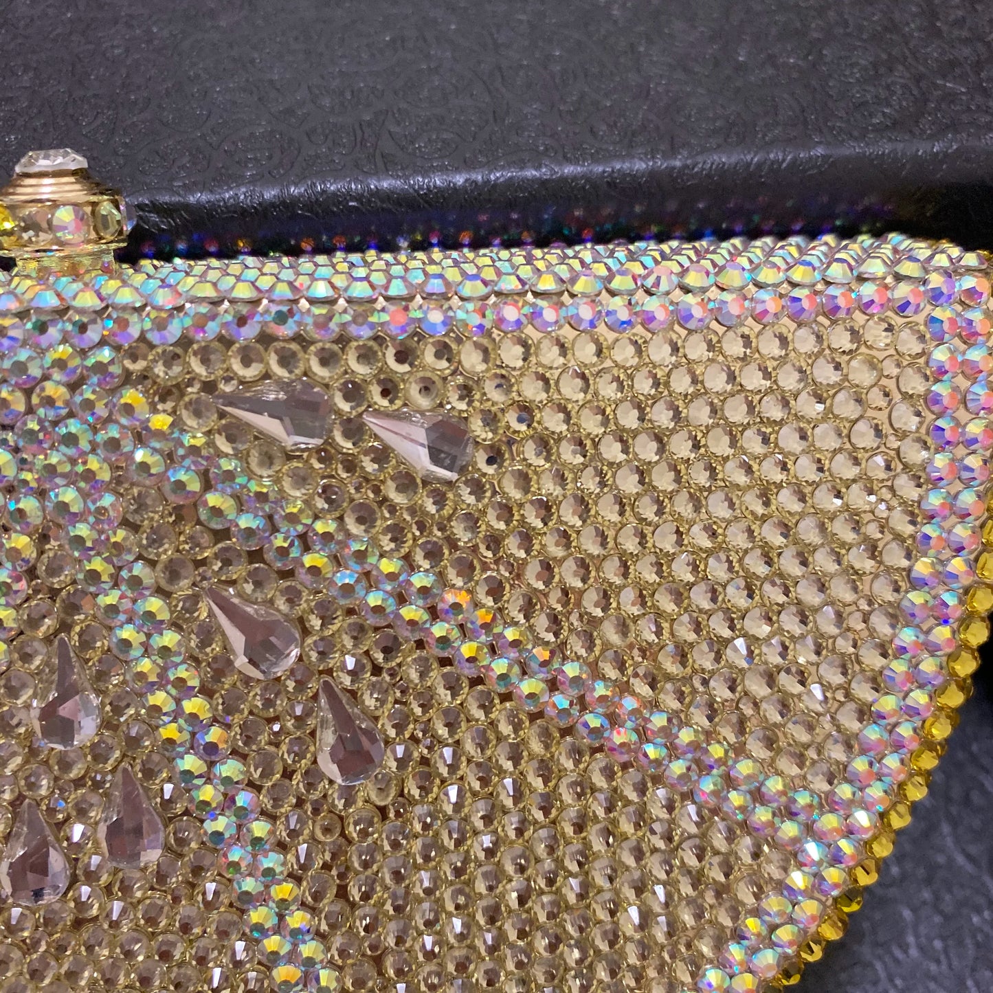 Muschibitch Crystal Lemon Clutch – Rhinestone Designer Abendtasche