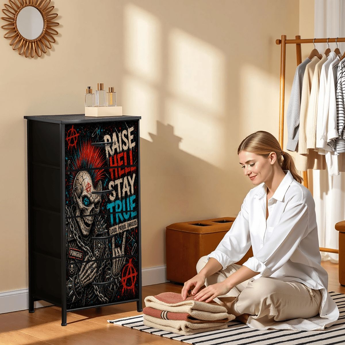 Punk Kommode Schubladenschrank, RAISE HELL STAY TRUE Designer Möbel, Rebellischer Dresser