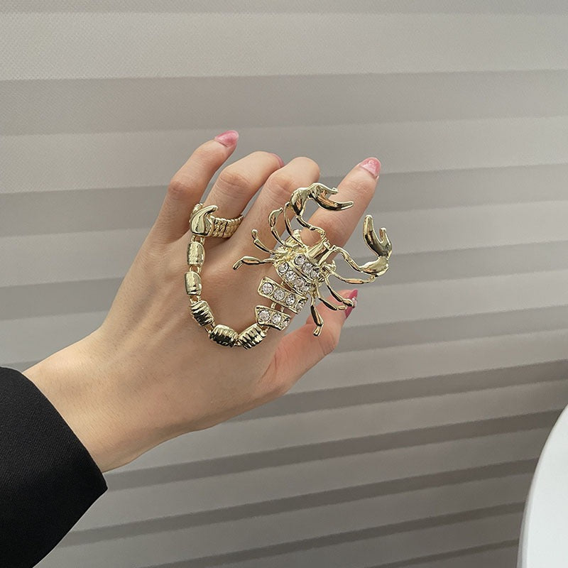 Skorpion Finger Ring mit Kette – Punk Statement Scorpion Ring Gold Silber Damen