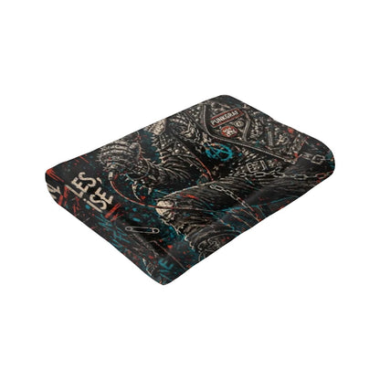 Punk Flanelldecke Decke BORN LOUD Kuscheldecke – Punkgraf Rebel Blanket