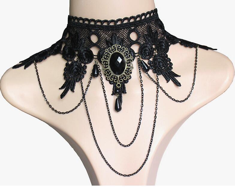Viktorianischer Lace Collar, Choker Halskette, Ohrringe mit Schwarzem Kristall