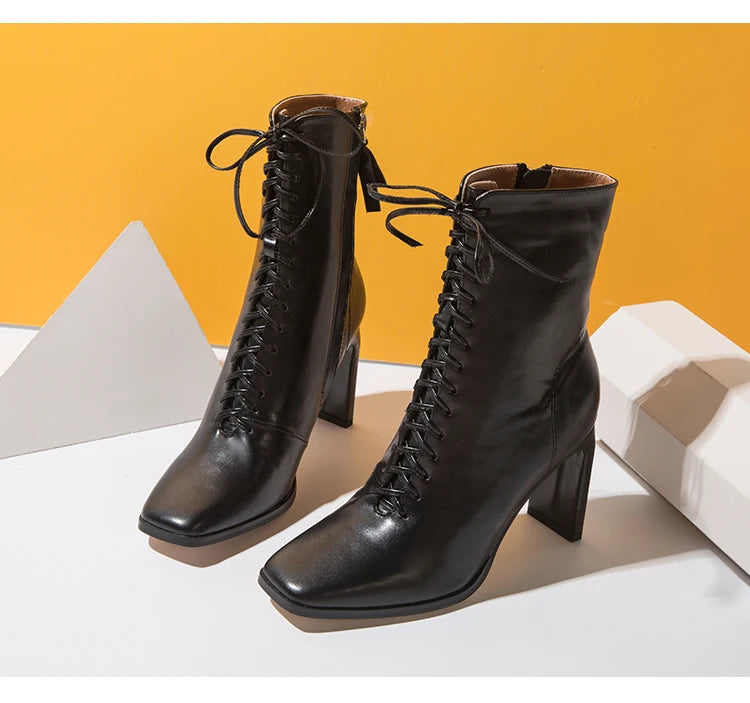 Punkgräfin Lace-Up High Heel Stiefeletten – Gothic Damen Ankle Boots mit Schnürung