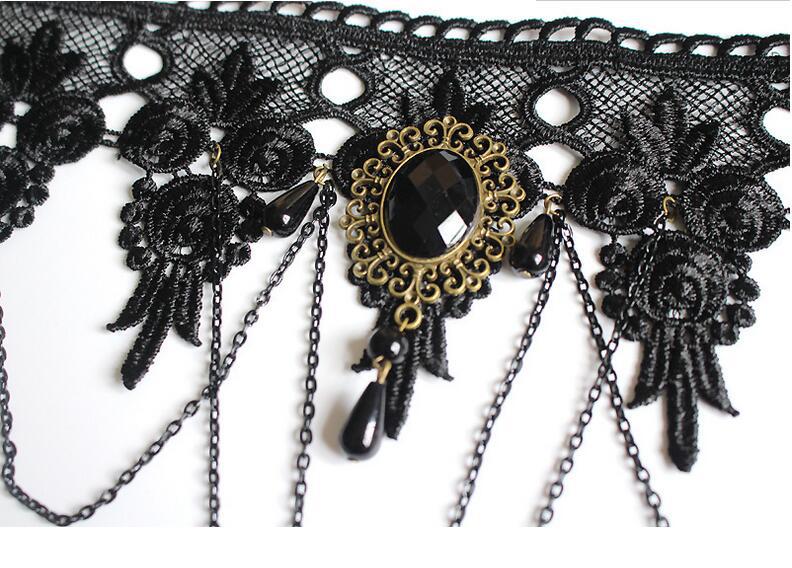 Viktorianischer Lace Collar, Choker Halskette, Ohrringe mit Schwarzem Kristall