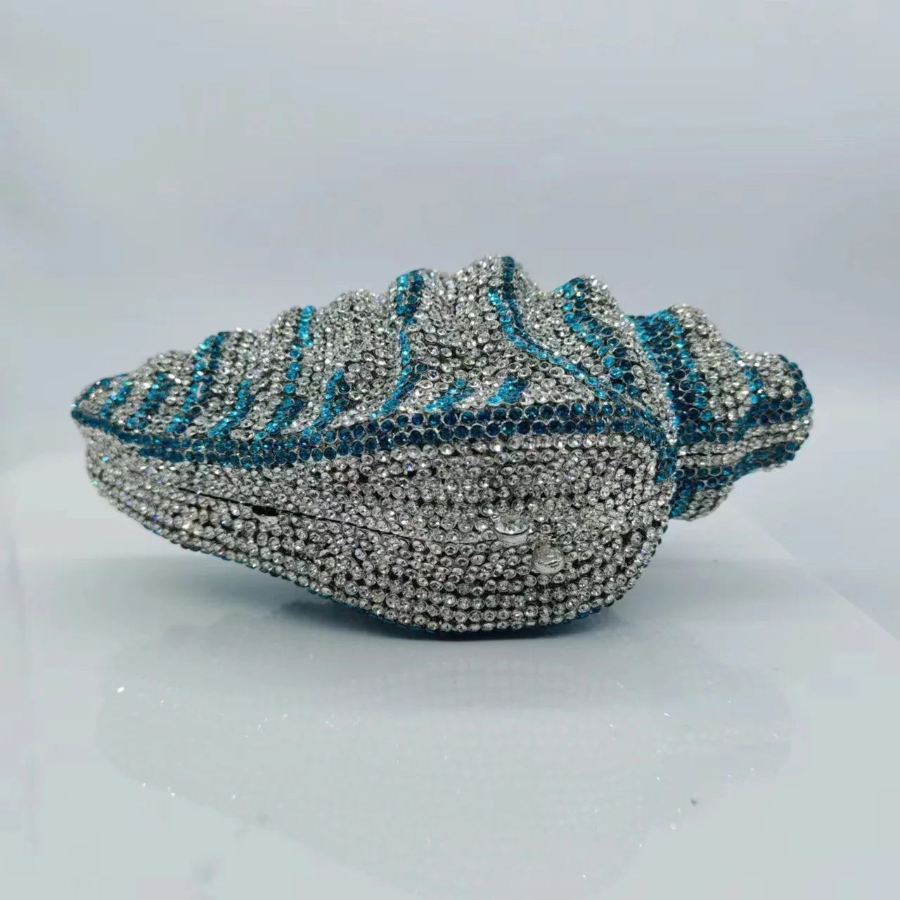 Muschibitch Crystal Shell Clutch – Luxury Rhinestone Conch Designer Evening Bag