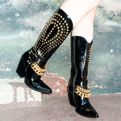 Punkgräfin Knight Boots – Punk Western Cowboy Stiefel Schwarz mit Nieten & Kette