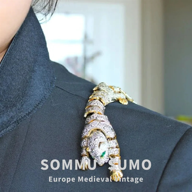 Muschibitch Panther Brosche Luxus – Gothic Vintage Statement Brooch