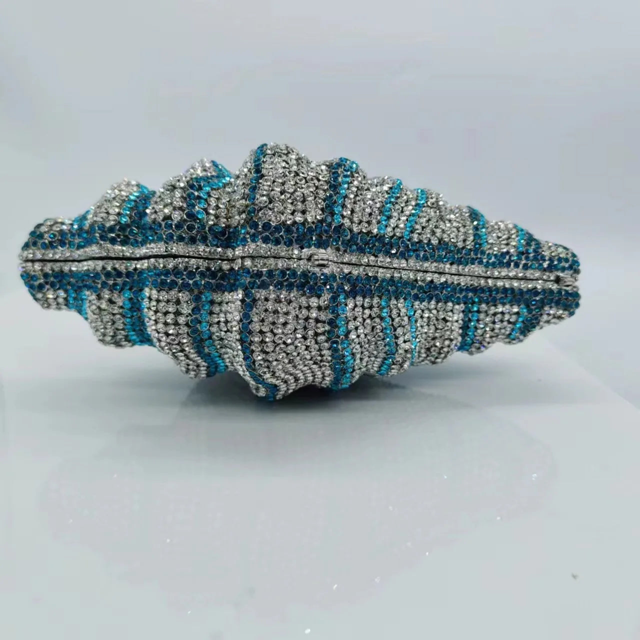 Muschibitch Crystal Shell Clutch – Luxury Rhinestone Conch Designer Evening Bag