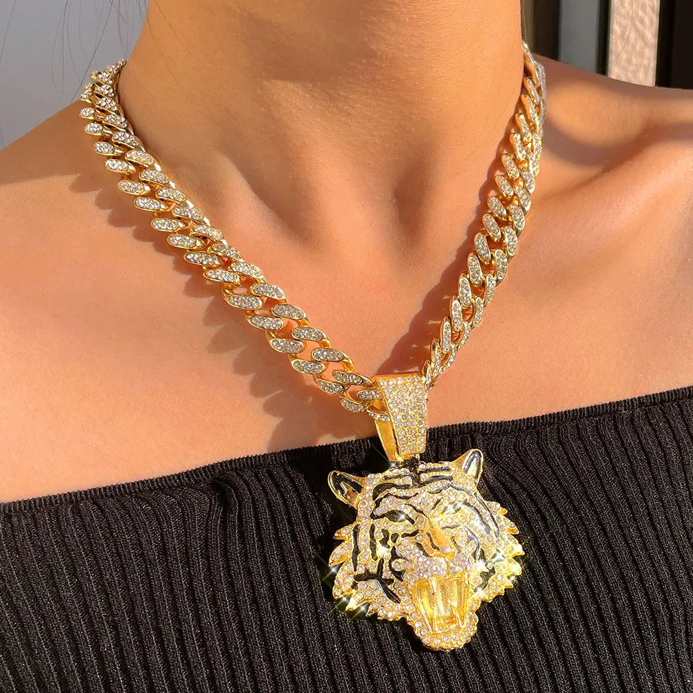 Muschibitch Iced Tiger Chain – Hip Hop Cuban Link Bling