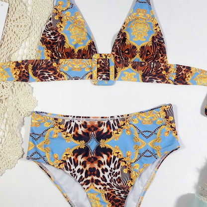 Muschibitch Blauer Leopard Barock Halter Bikini – Luxus Beachwear mit Gold-Ornamenten